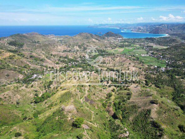 62 Are Hillside Land with Ocean Views Selong Belanak