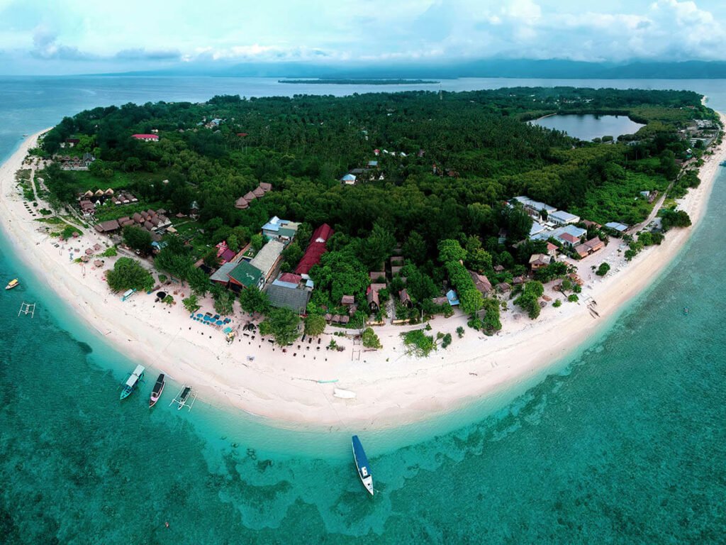 4 Are Premium Land on Stunning Gili Meno DLP1293